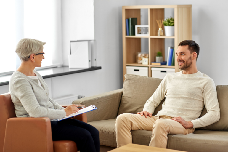 When to See a Psychiatrist Specialist or Clinical Psychologist